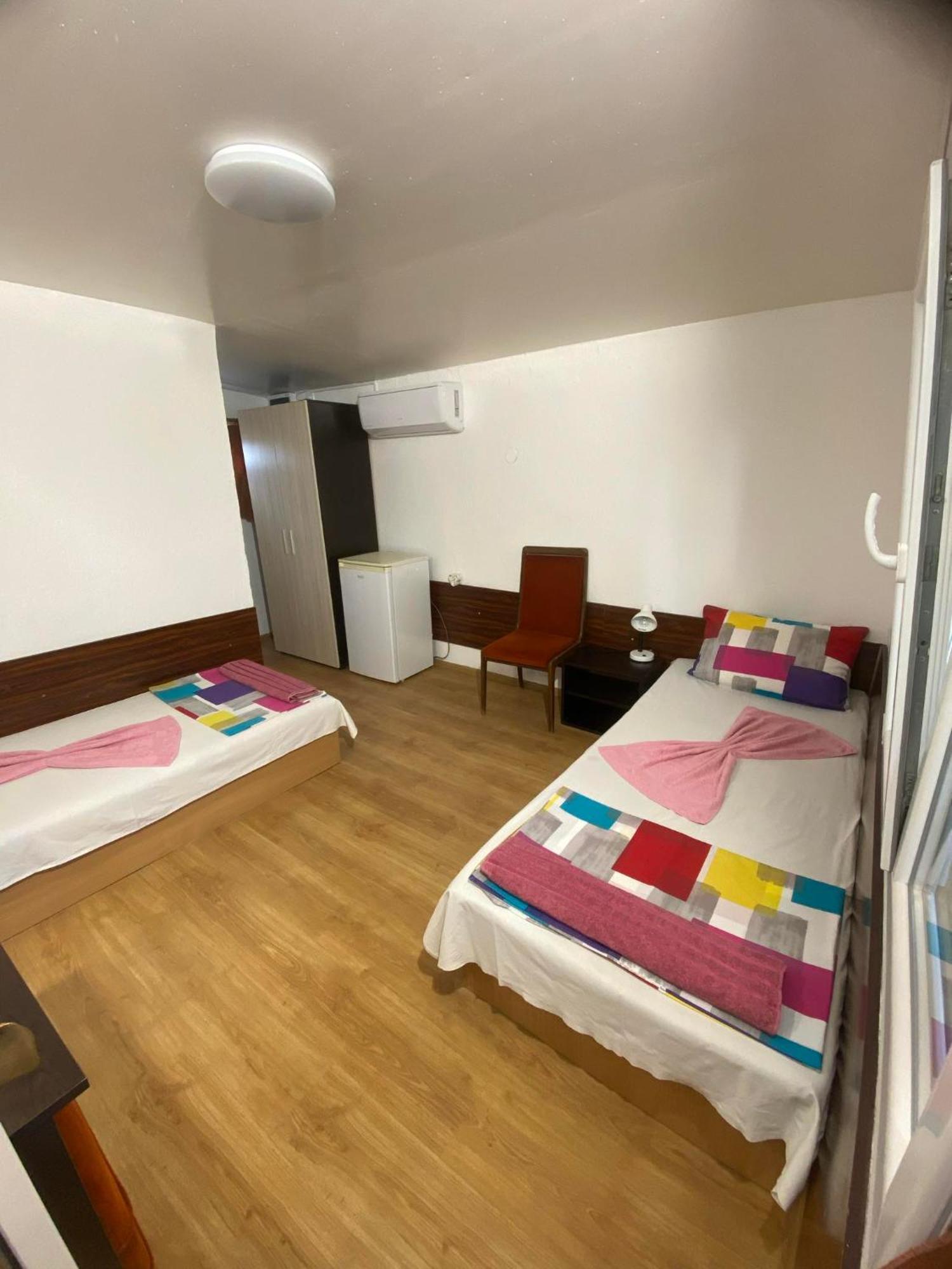 קרנבו Family Hotel Julian מראה חיצוני תמונה