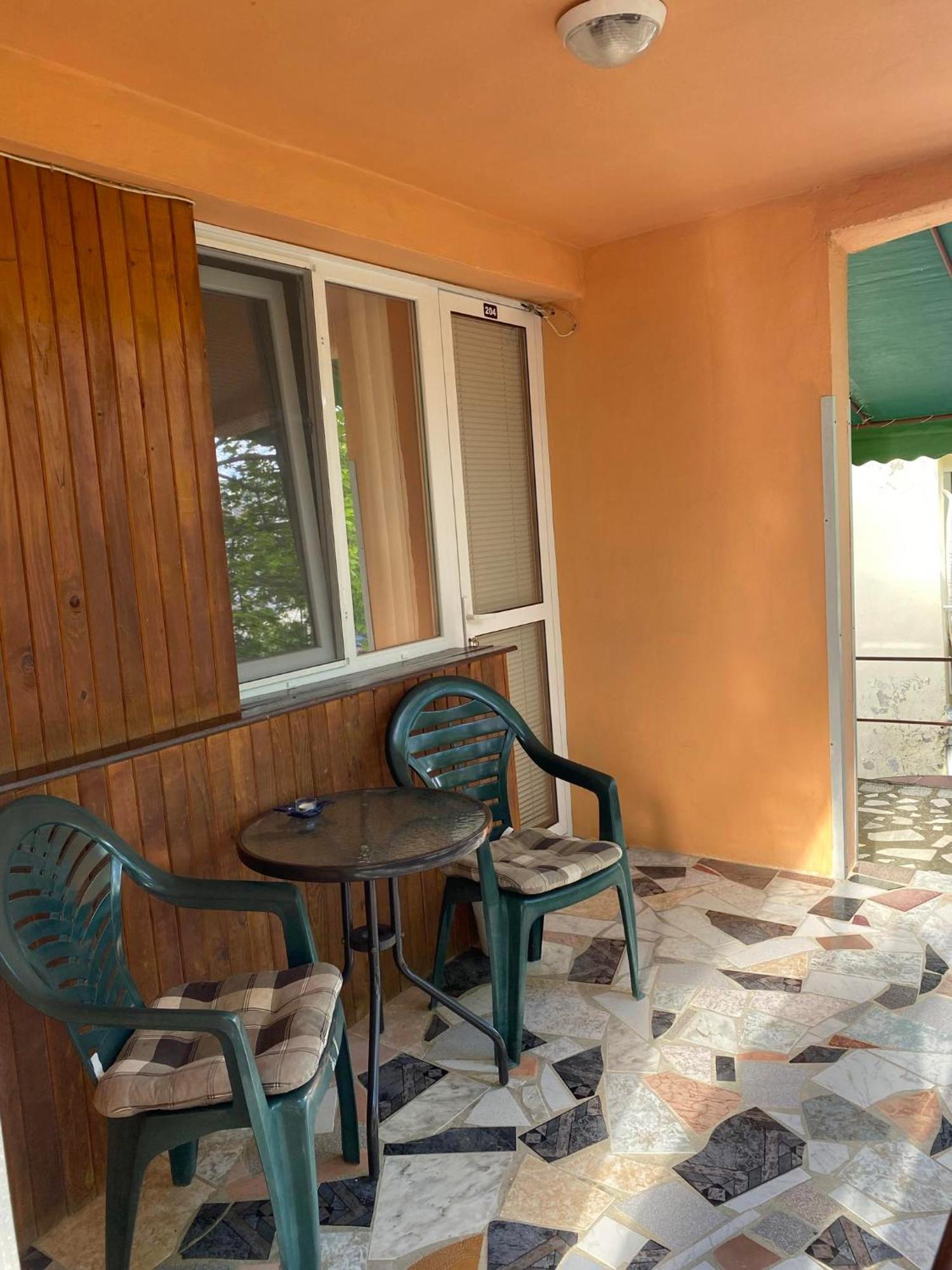 קרנבו Family Hotel Julian מראה חיצוני תמונה