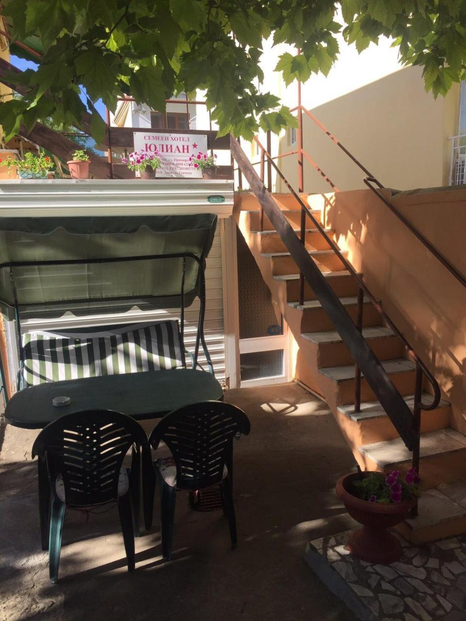 קרנבו Family Hotel Julian מראה חיצוני תמונה